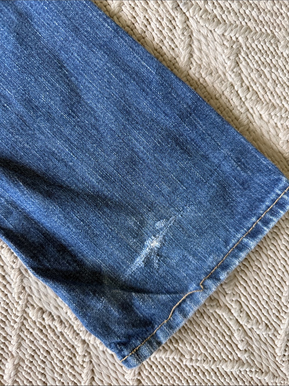 True Religion Boys' Billy Dark Blue Denim Jeans Distressed - Size 4 - Picture 9 of 11
